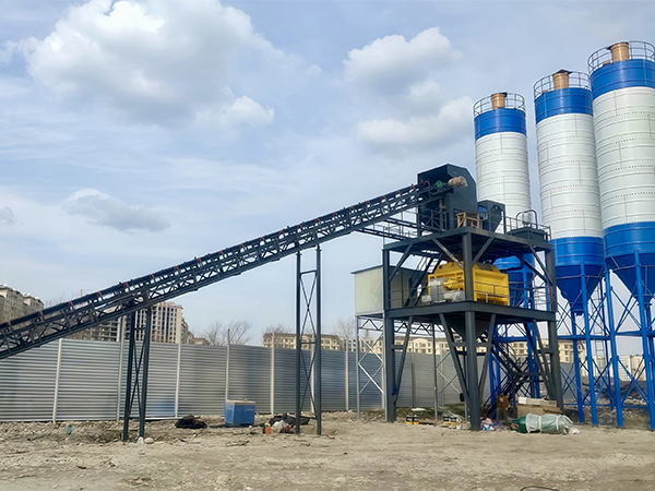 混凝土搅拌站HZS180